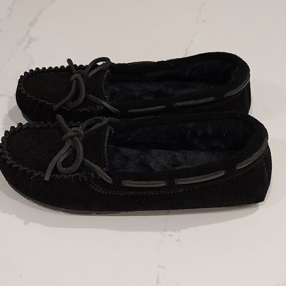 Clark's Black Leather Suede Faux Fur Lined Moccasin Shoe Size 6M - Picture 3 of 8